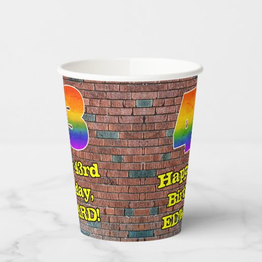 43e verjaardag: Fun Graffiti-geïnspireerde regenbo Papieren Bekers (Links)