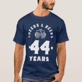 44 jaar oude cadeau | 44e geboorte-cadeauideeën t-shirt (Voorkant)