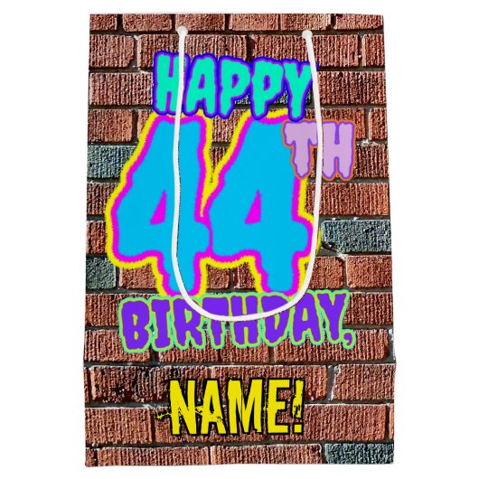 44e verjaardag: Fun, Urban Graffiti geïnspireerd K Medium Cadeauzakje (Achterkant)