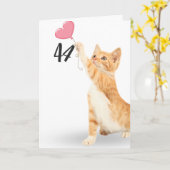 44e verjaardag tabby kat met hartballon kaart (Gele Bloem)