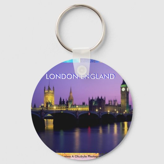 450px-London_collage 3A ONTWERP VAN MOJI OKUBULE Sleutelhanger (Voorkant)