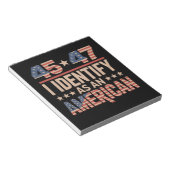 45 47 Ik Identificeer Me Als Een Amerikaanse Trump Notitieblok (Schuin)