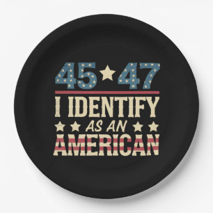 45 47 Ik Identificeer Me Als Een Amerikaanse Vlag  Papieren Bordje