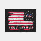 45 47 Trump 2024 Amerikaanse vlag Fleece Deken (Voorkant (Horizontaal))
