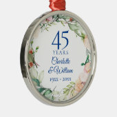 45e 65e Huwelijksjubileumrozen Bloemenslingers Metalen Ornament (Rechts)