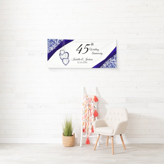 45e / 65e Jubileum Sapphire Floral Spandoek (Insitu)