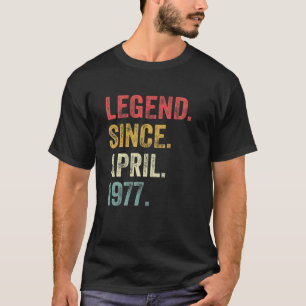 45e verjaardag geeft 45 jaar oude leggende sinds a t-shirt