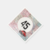 45th Birthday Red Retro Truck op Road Map Servet (Hoek)