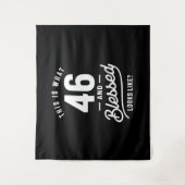 46 Jaar oud - 46e verjaardag Grappig Cadeau Wandkleed (Voorkant)
