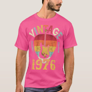 46 jaarOude Vintage 1976 Guitar Pick 46th Birthday T-shirt