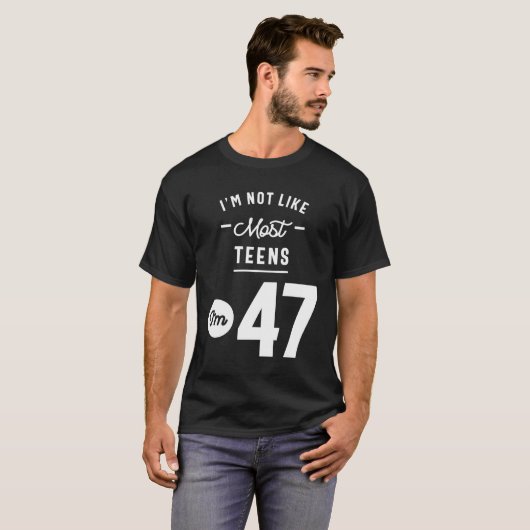 47 jaar oude cadeau | 47e verjaardag Cadeauideeën  T-shirt (Voorkant volledig)