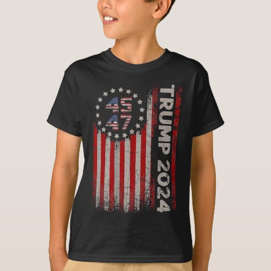 47 Trump 2024 Amerikaanse vlag 4 T-shirt (Voorkant)