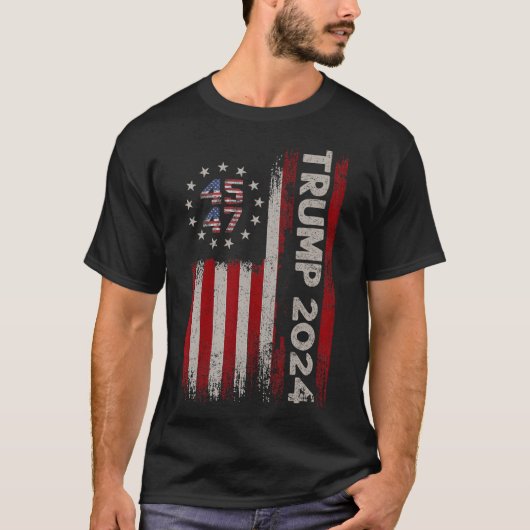 47 Trump 2024 Amerikaanse vlag (op rug) 1 T-shirt (Voorkant)