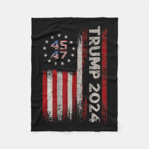 47 Trump 2024 Amerikaanse vlag (op rug) Fleece Deken