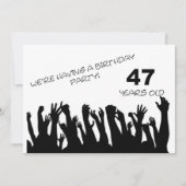47e feestuitnodiging met juichende menigte kaart (Voorkant)
