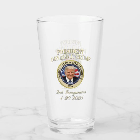 47e President Donald Trump Inauguratie Keepsake Glas (Achterkant)