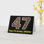 47e verjaardag: Naam + Nep Houtstructuur Patroon " Kaart (Gele Bloem)