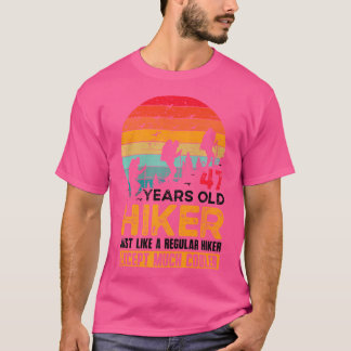 47e Verjaardag Wandelaar Mountain 47 jaar oud Wand T-shirt