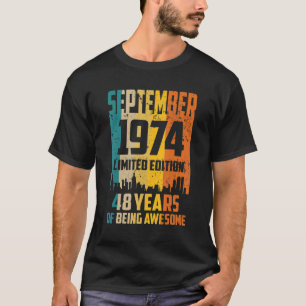 48e verjaardag 48 jaar Geweldige sinds september 1 T-shirt