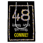 48e verjaardag: Floral Flowers Number, Custom Name Medium Cadeauzakje (Achterkant)