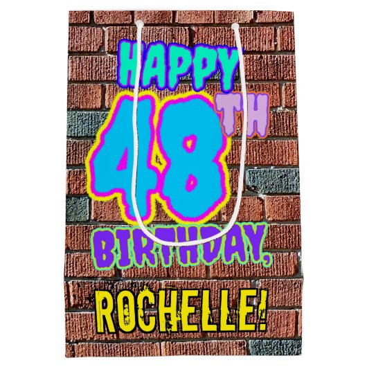 48e verjaardag: Fun, Urban Graffiti geïnspireerd K Medium Cadeauzakje (Achterkant)