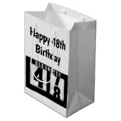 48th Birthday Black Odometer Medium Cadeauzakje (Voorkant Gekanteld)