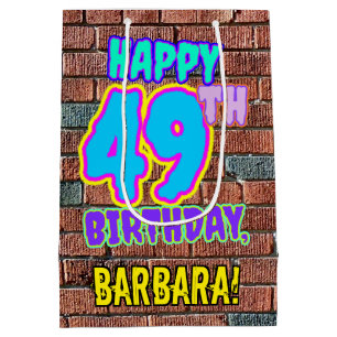 49e verjaardag: Fun, Urban Graffiti geïnspireerd K Medium Cadeauzakje