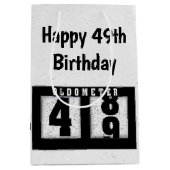 49th Birthday Black Odometer Medium Cadeauzakje (Voorkant)
