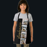 4 Fotofilmstrips Collage Script Name zwart Schort<br><div class="desc">Fotocollage in een filmstriplay-out met een enorm modern script voor de naam. Gebruik maximaal vier vierkante of zelfgemaakte telefoonfoto's om een uniek en persoonlijk cadeau te creëer. Of je kunt de hipster puppy houden en een trendy keepslag maken. Voor beste resultaten, gebruikfoto's die in vierkanten alvorens zijn bebouwd te uploaden....</div>