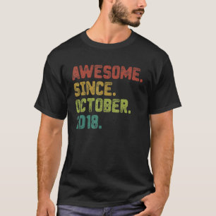 4 jaar oud Geweldige sinds oktober 2018 4th Birthd T-shirt