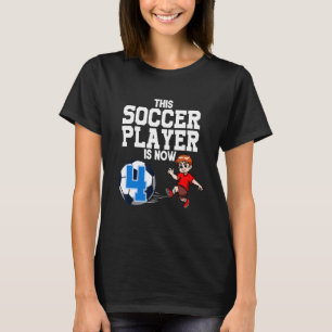 4 Jaar Oud Voetballer Jongen Voetbal Verjaardag T-shirt