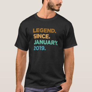 4 jaar oude legenda sinds januari 2019 4e verjaard t-shirt