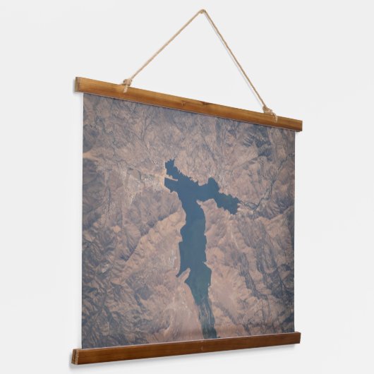 4 juli 2019 - Isabella-meer in Californië. Hangend Wandkleed (Gebogen)