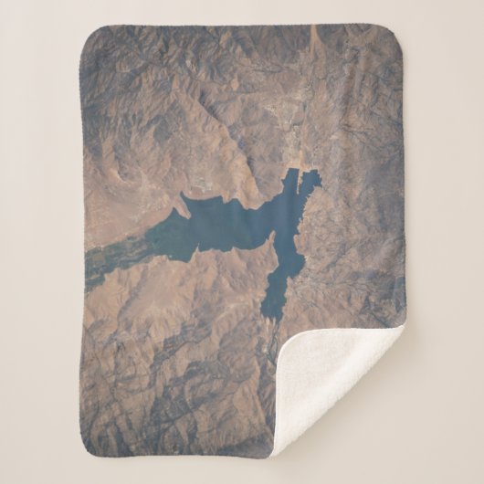 4 juli 2019 - Isabella-meer in Californië. Sherpa Deken (Voorkant)