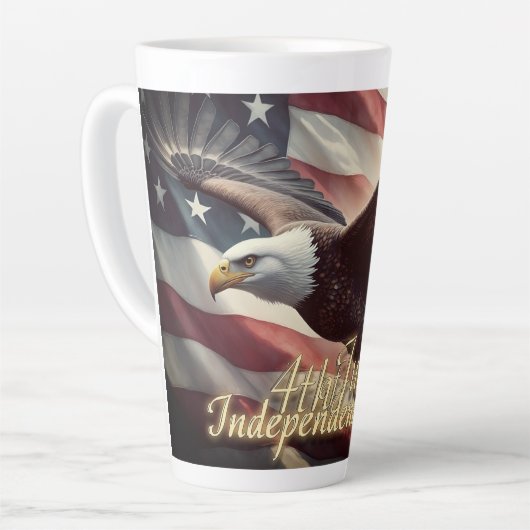 4 juli adelaar met Amerikaanse vlag Latte Mok (Linkerhoek)