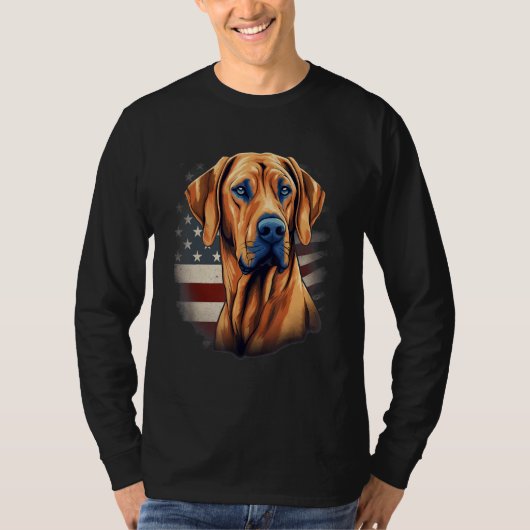 4 juli Amerikaanse vlag Rhodesian Ridgeback Hond 1 T-shirt (Voorkant)