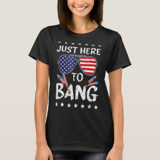4 juli ben ik hier om de Amerikaanse vlag Sunglas  T-shirt