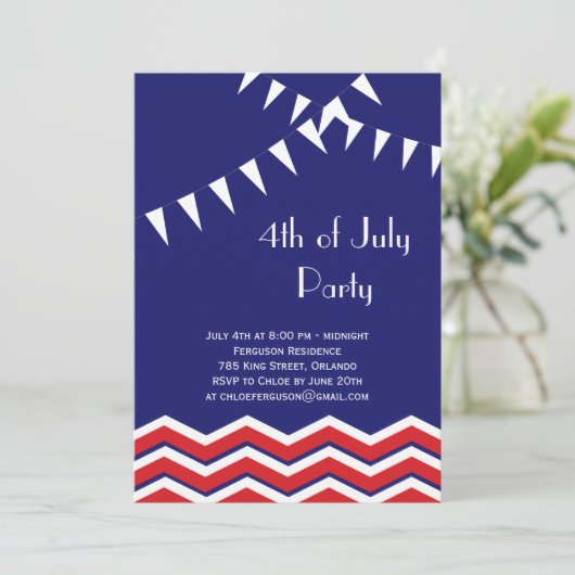 4 juli Feestuitnodiging met Chevrons & Vlaggen Kaart (Staand voorkant)