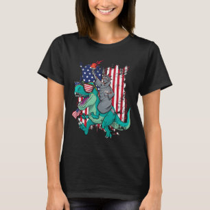 4 juli Grappig Vrijheidsbeeld Rijdende Dino T-shirt
