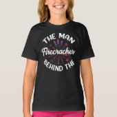 4 juli het Man achter het firecracker patriotticum T-shirt (Voorkant)