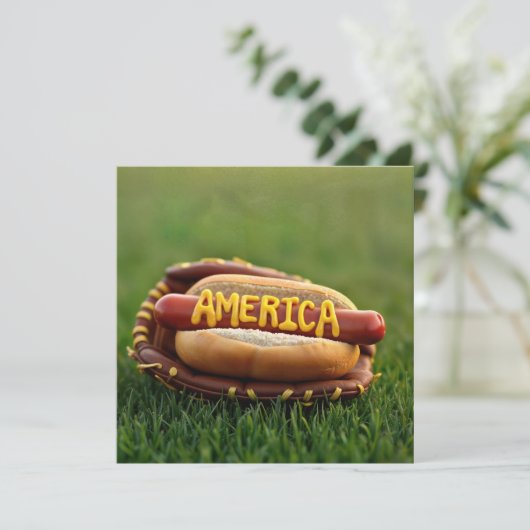 4 juli Hot Dog in honkbalhandschoen Kaart (Staand voorkant)