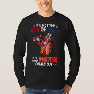4 juli Hot Dog Wiener komt uit Volwassen Humor 1 T-shirt