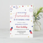 4 juli Kleine Firecracker 1e Twin Verjaardag Kaart (Staand voorkant)