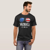 4 juli Merica Amerikaanse vlag zonnebril T-shirt (Voorkant volledig)