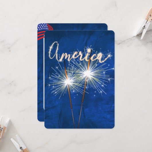 4 juli Party Sparkler op Blue Invitation Kaart (Voorkant / Achterkant in situ)