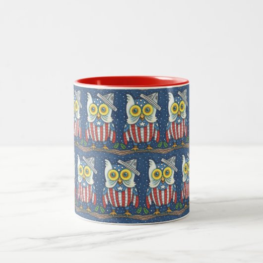 4 JULI PATRIOTIC HOOT OWL, TWEE TONEN MOK rood (Center)