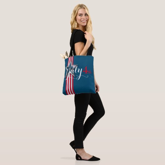 4 juli Rode & Witte Stripes & Star Tote Bag (Op model)