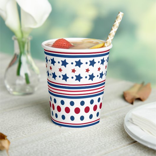 4 juli Rood Wit & Blauw Patriottisch Papieren Bekers (Insitu)