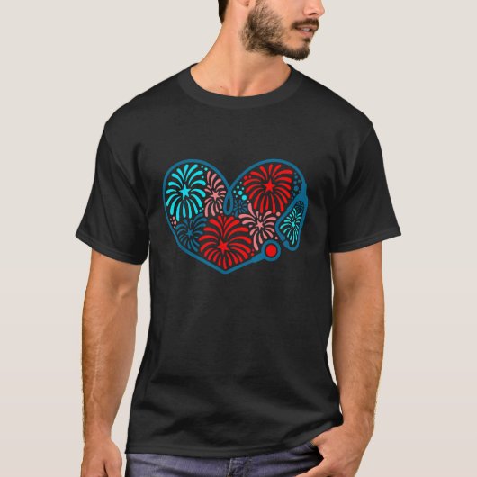4 juli Verpleegster Stethoscoop Hart Vuurwerk Verp T-shirt (Voorkant)
