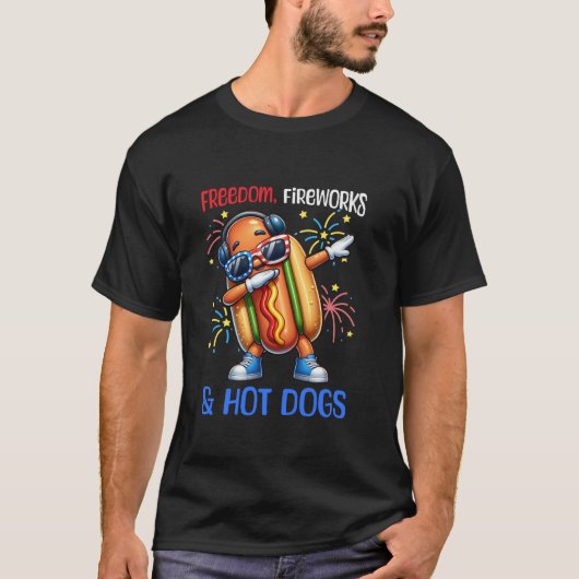 4 juli Vrijheid Vuurwerk Hotdogs Dabbing Hotdog T-shirt (Voorkant)